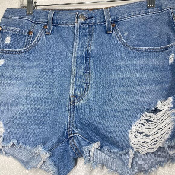 Levis 501 Shorts Womens 31 Blue Distressed Denim High Rise Cut Off Button Fly - Picture 9 of 15